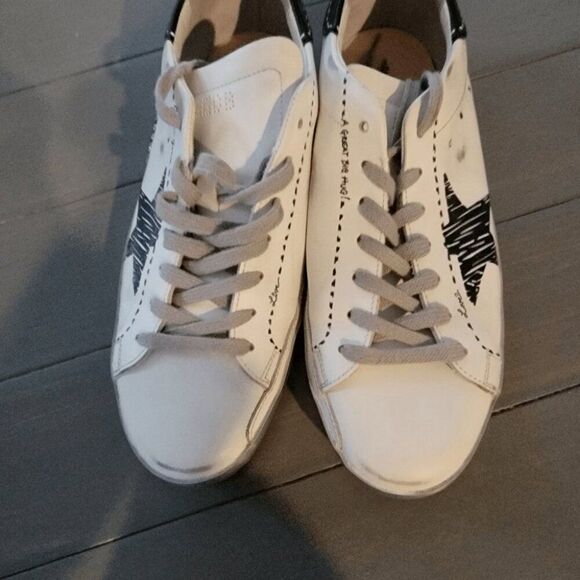 Golden Goose G448 Men\'s White Lace Up Low Top Flat Sneaker Shoes Size 42 main image 4